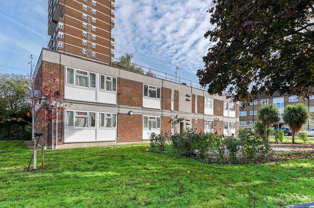 Property photo 2 of 5