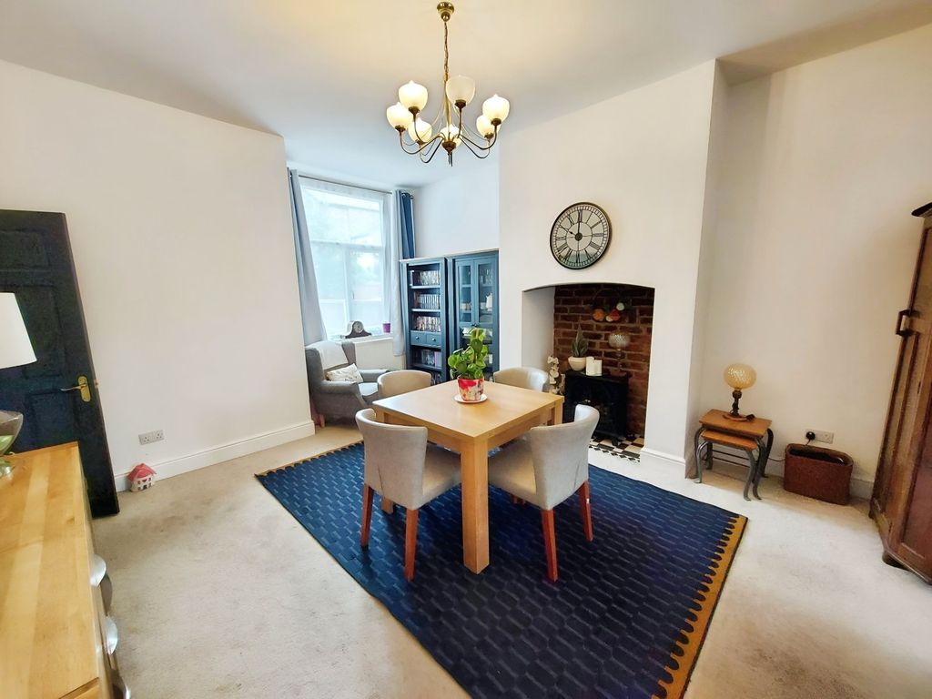 Property photo 3 of 21 Picture No. 16