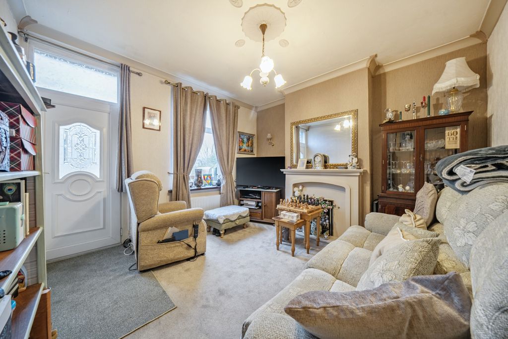 Property photo 2 of 10 1404775-10-6978Ab50104B7