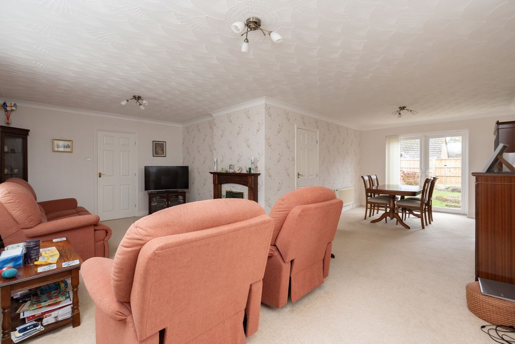 Property photo 2 of 20 Dsc05303