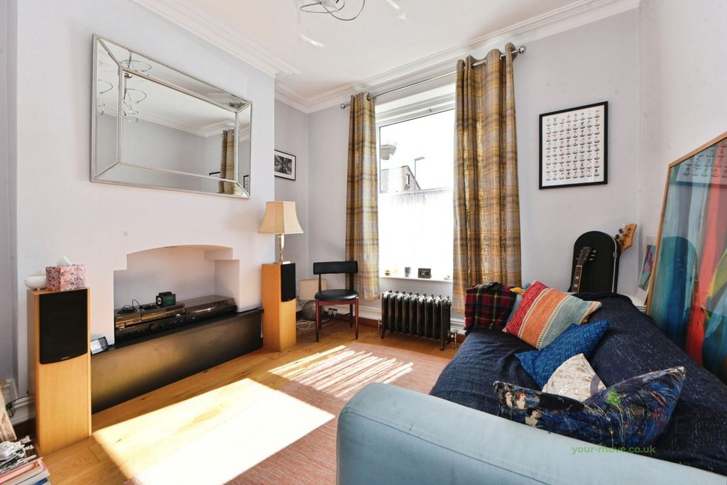 Property photo 3 of 14 Pbox-Img.Jpg