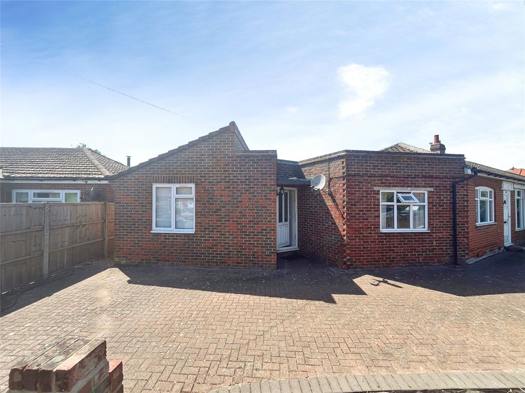 Property photo 1 of 7 External