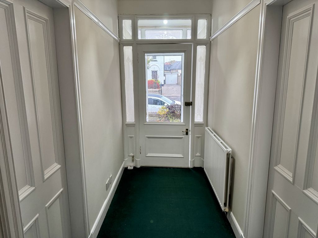 Property photo 3 of 19 Gallery