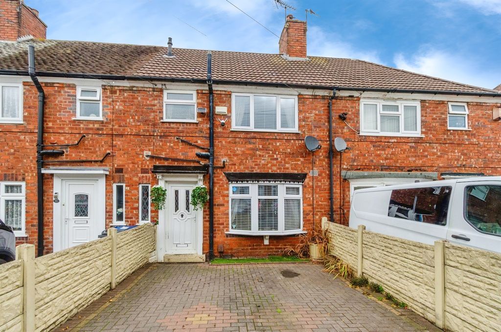 Property photo 1 of 17