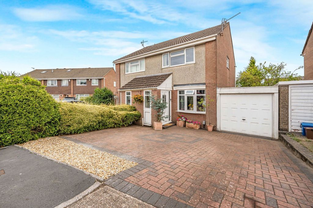 Property photo 1 of 24