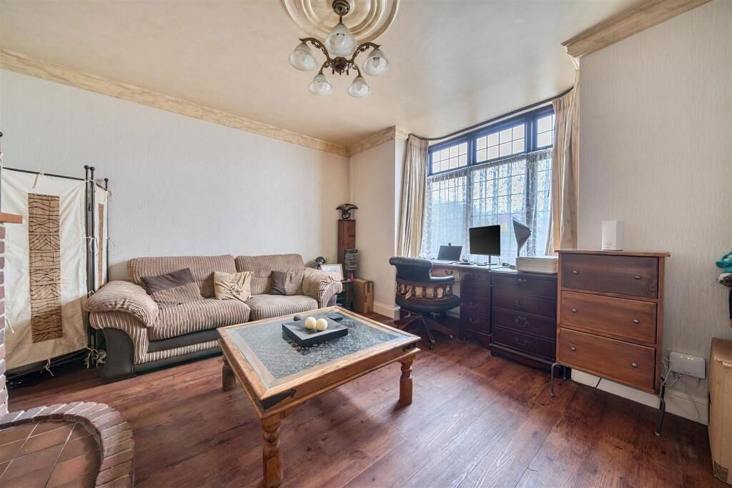 Additional image 8 of 4 bed detached house for salePortchester Road, Fareham PO16