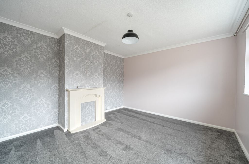 Property photo 2 of 21 1339847-1-689E70F5A8B09