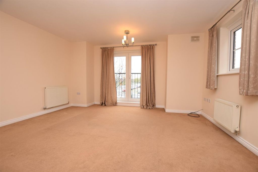 Property photo 3 of 10 2132394