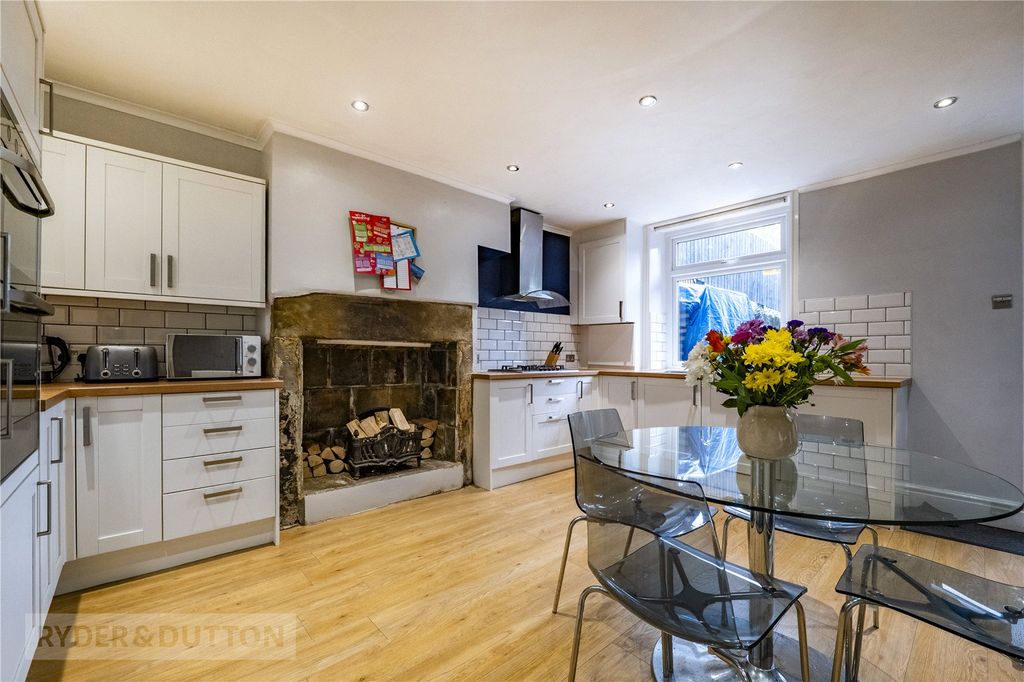 Property photo 3 of 22 Kitchen Diner