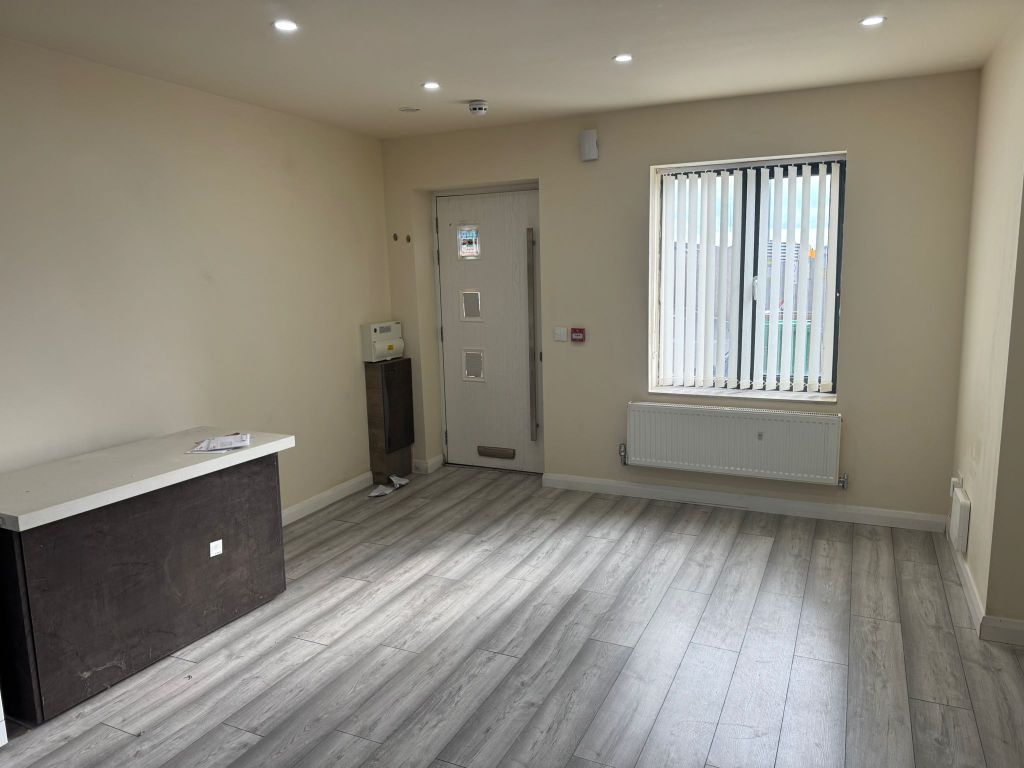 Property photo 2 of 8 Living Kitchen Area