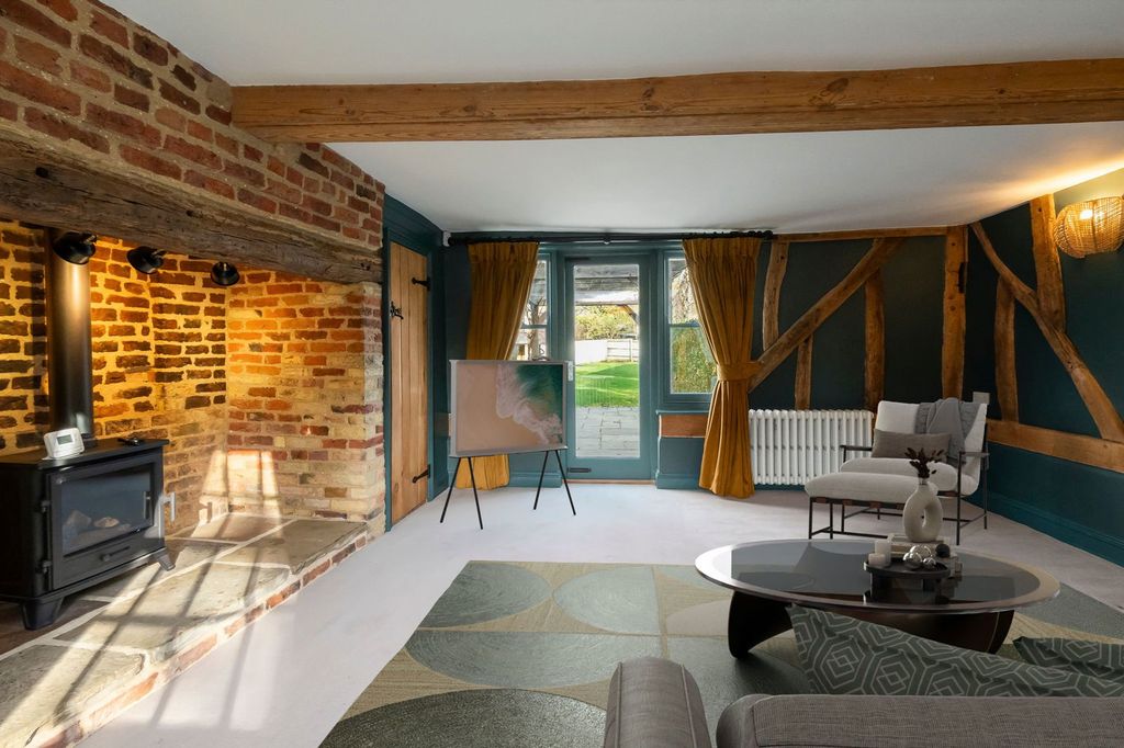 Property photo 3 of 26