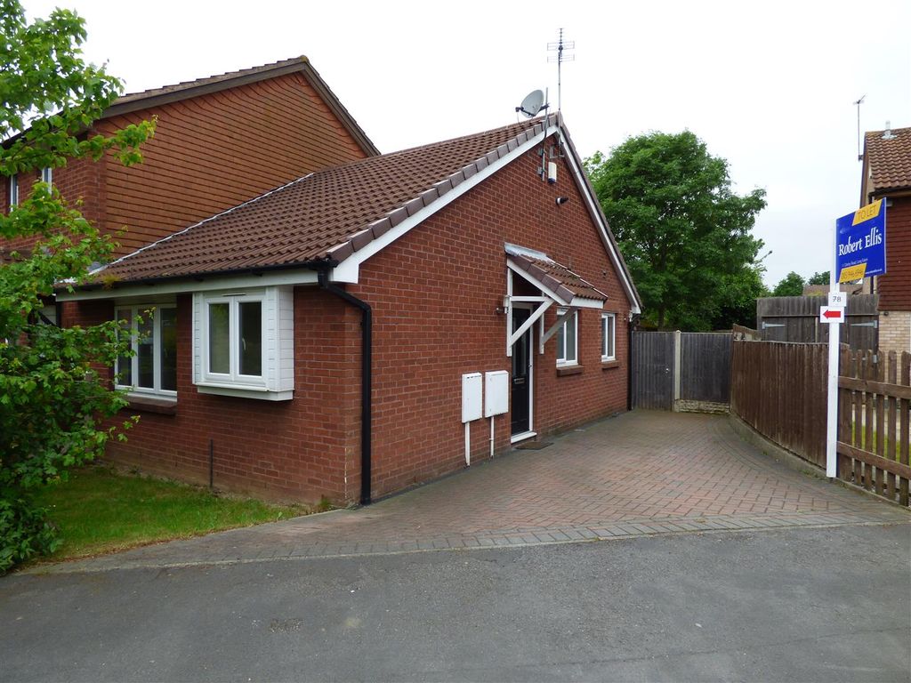 Property photo 1 of 9 78 Wharfedale Front New.Jpg