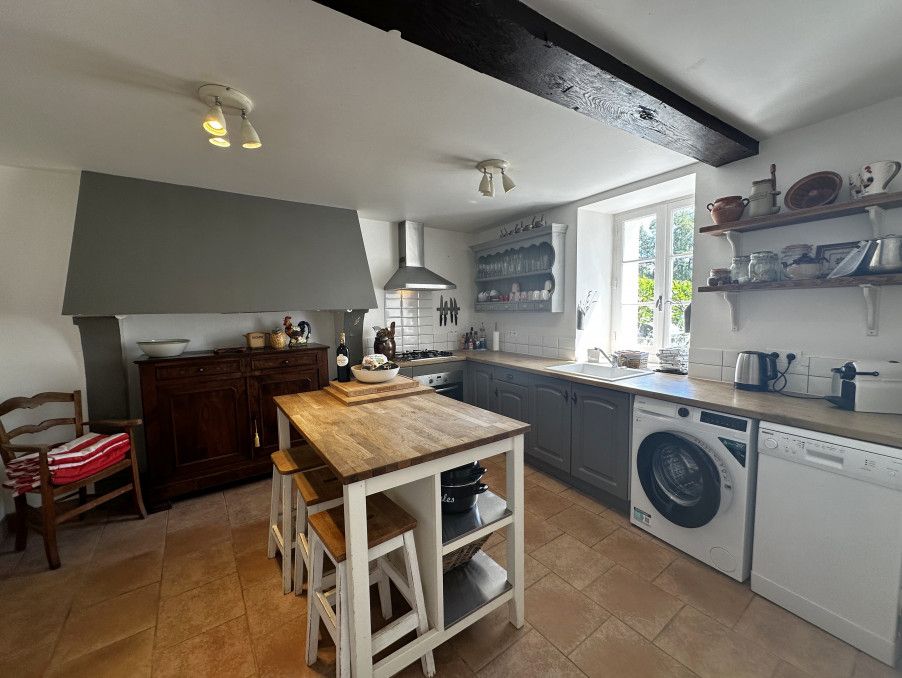 Property photo 3 of 23