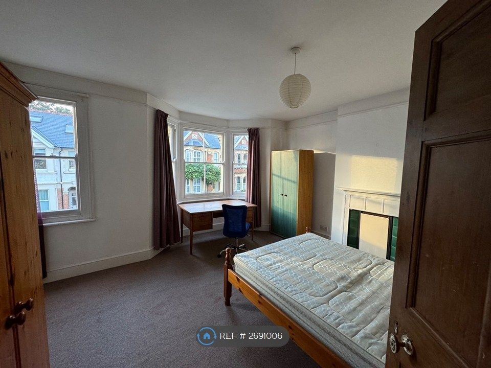 Property photo 2 of 6