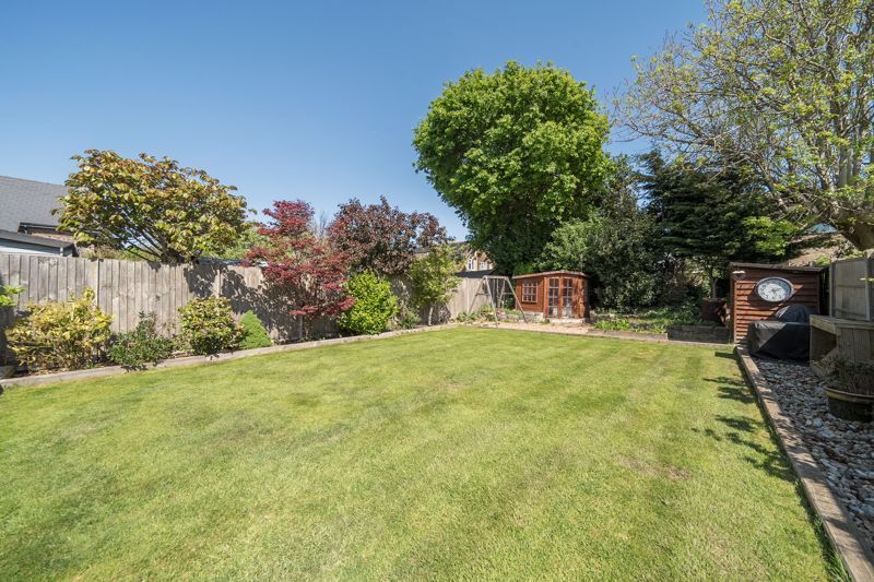 Property photo 3 of 19 Garden