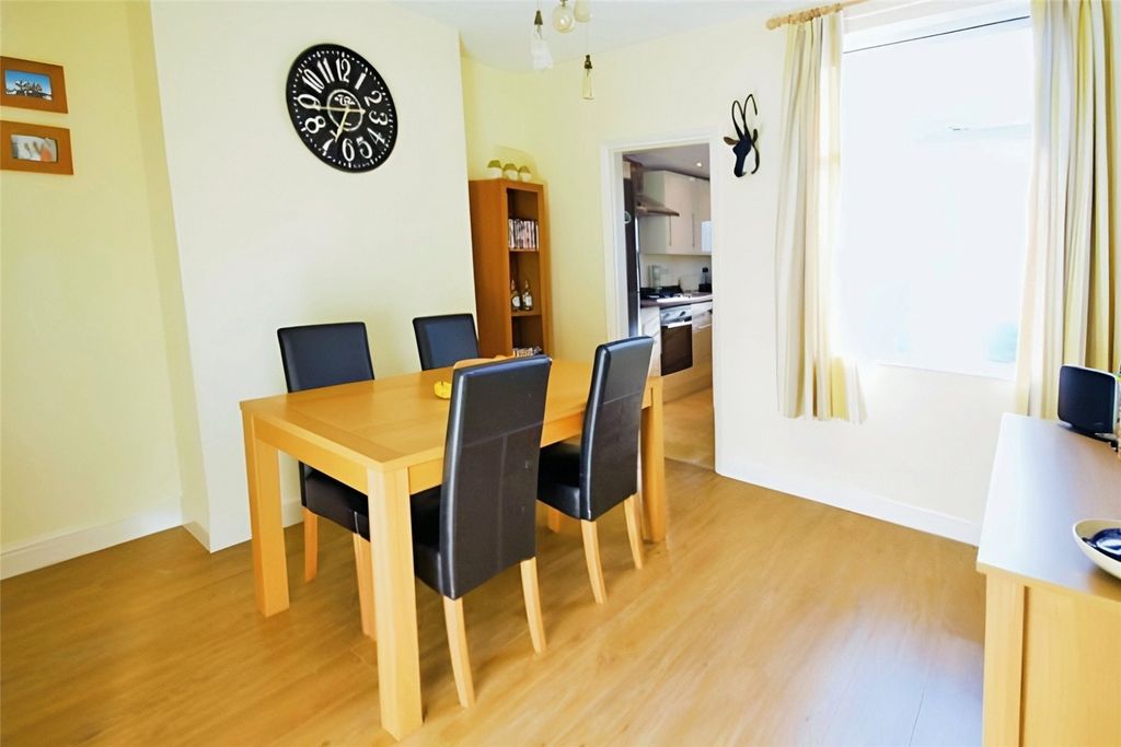 Property photo 3 of 7 Dining Room