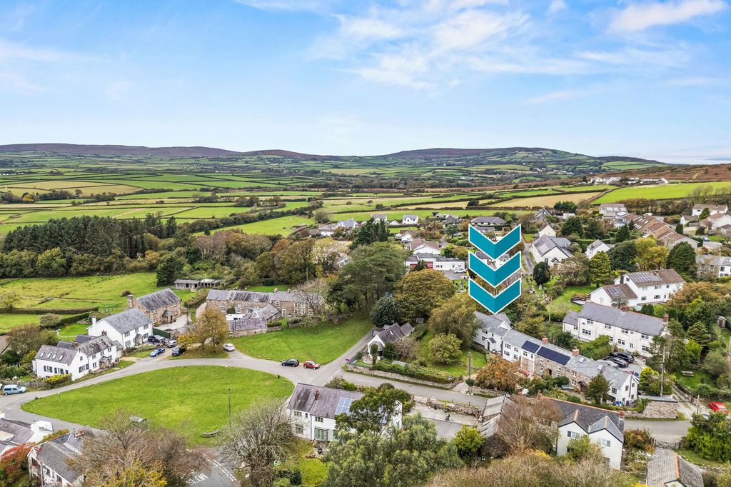 Property photo 3 of 31