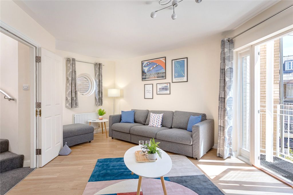 Property photo 2 of 14 Picture No. 02