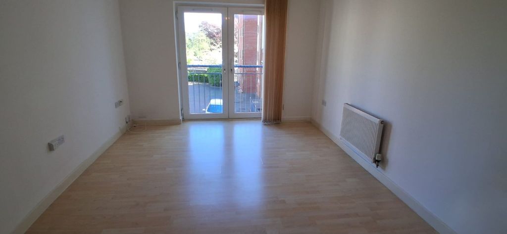 Property photo 3 of 5 Picture No. 08