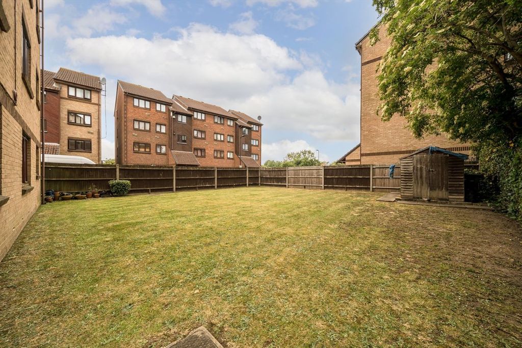 Property photo 2 of 4