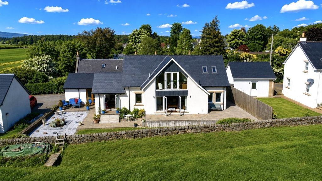 Property photo 1 of 38