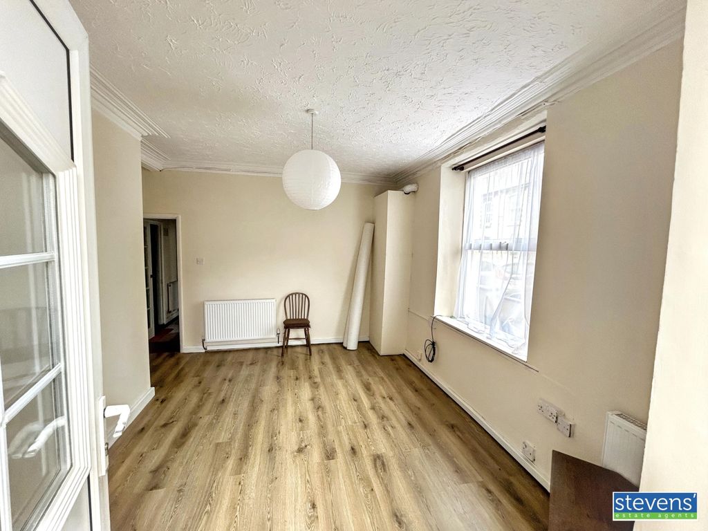 Property photo 2 of 8 Img_4964