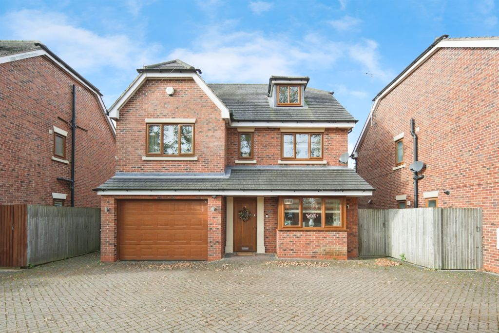 Property photo 1 of 21