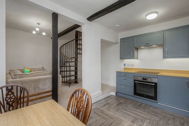 Property photo 2 of 8 337977