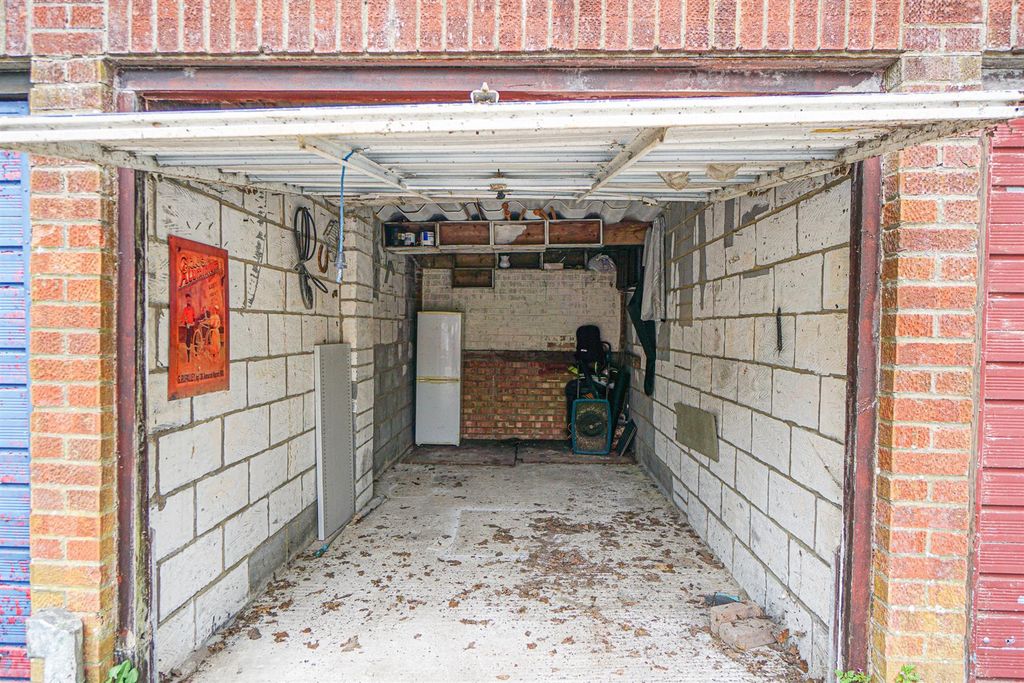 Property photo 2 of 2 Bkppgdyyxu2X05_Esvt18Q.Jpg