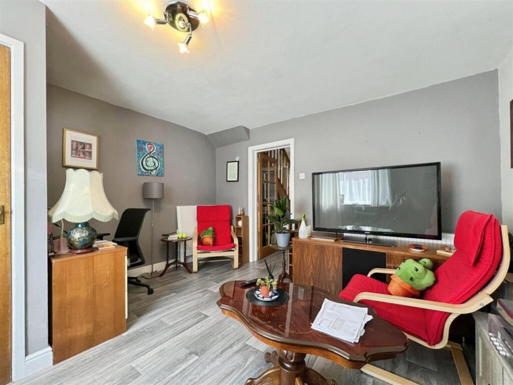 Property photo 3 of 15