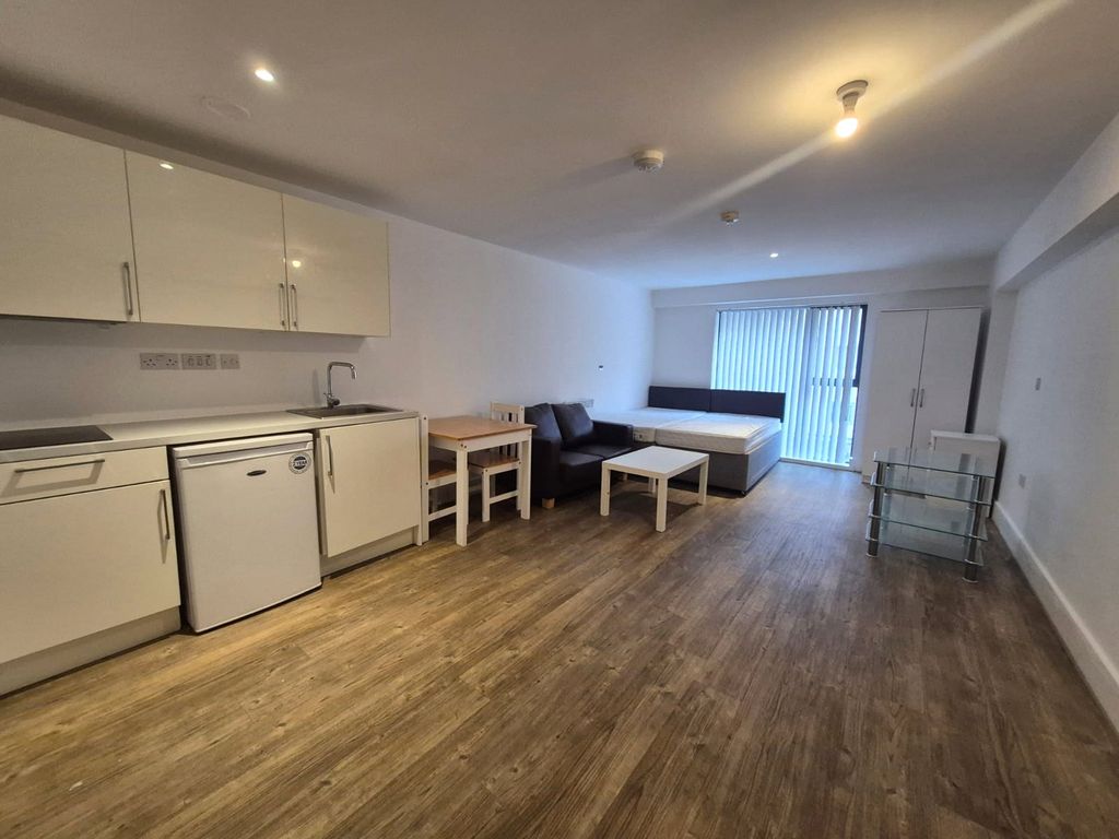 Property photo 2 of 6 Picture No. 03