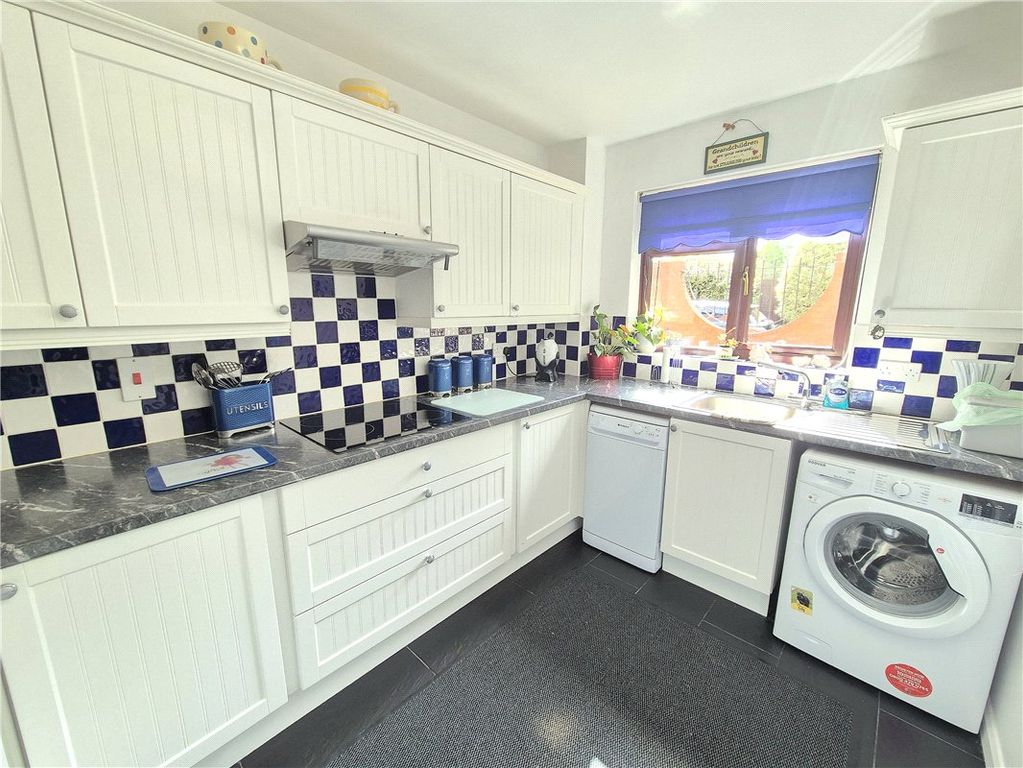 Property photo 3 of 11 Picture No. 04