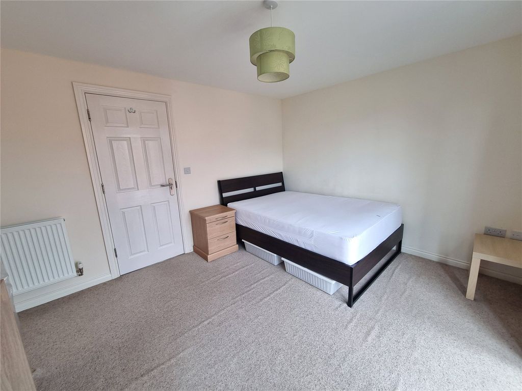 Property photo 2 of 31 Picture No. 34