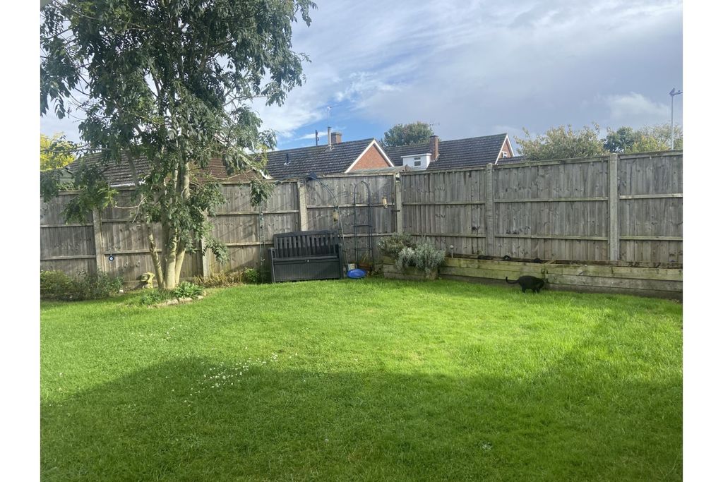 Additional image 22 of 5 bed detached bungalow for saleSwan Meadow, Pewsey SN9