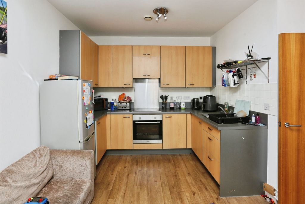 Property photo 3 of 11