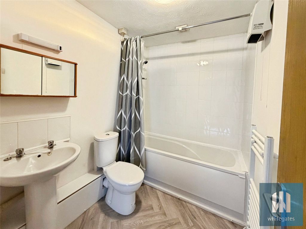 Property photo 3 of 13 Picture No. 12