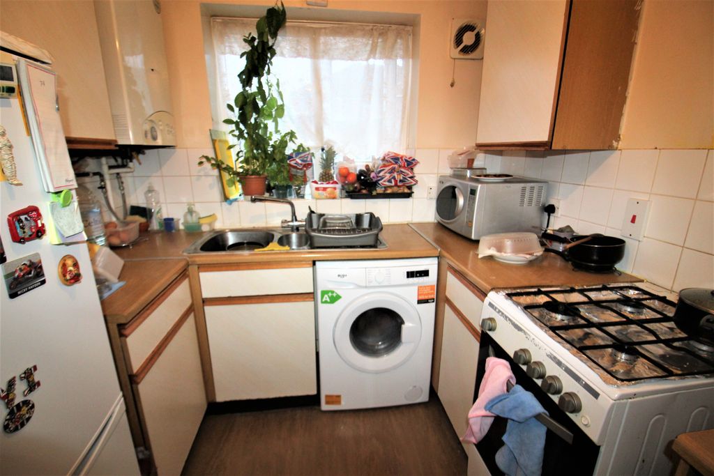 Property photo 3 of 22