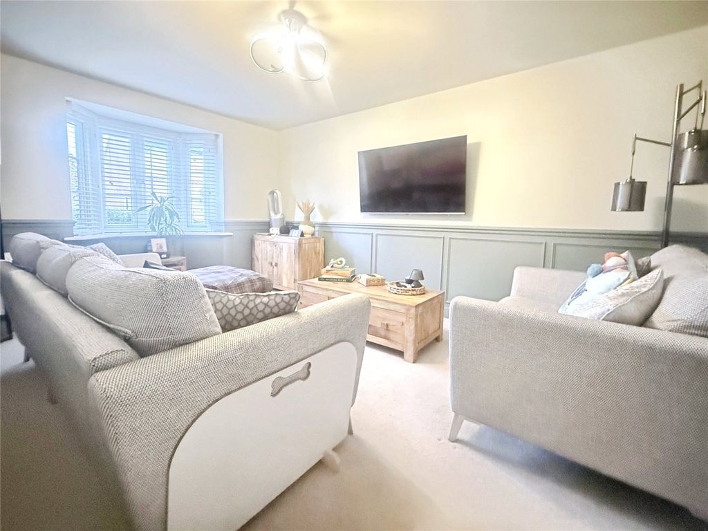 Property photo 2 of 13 Picture 2