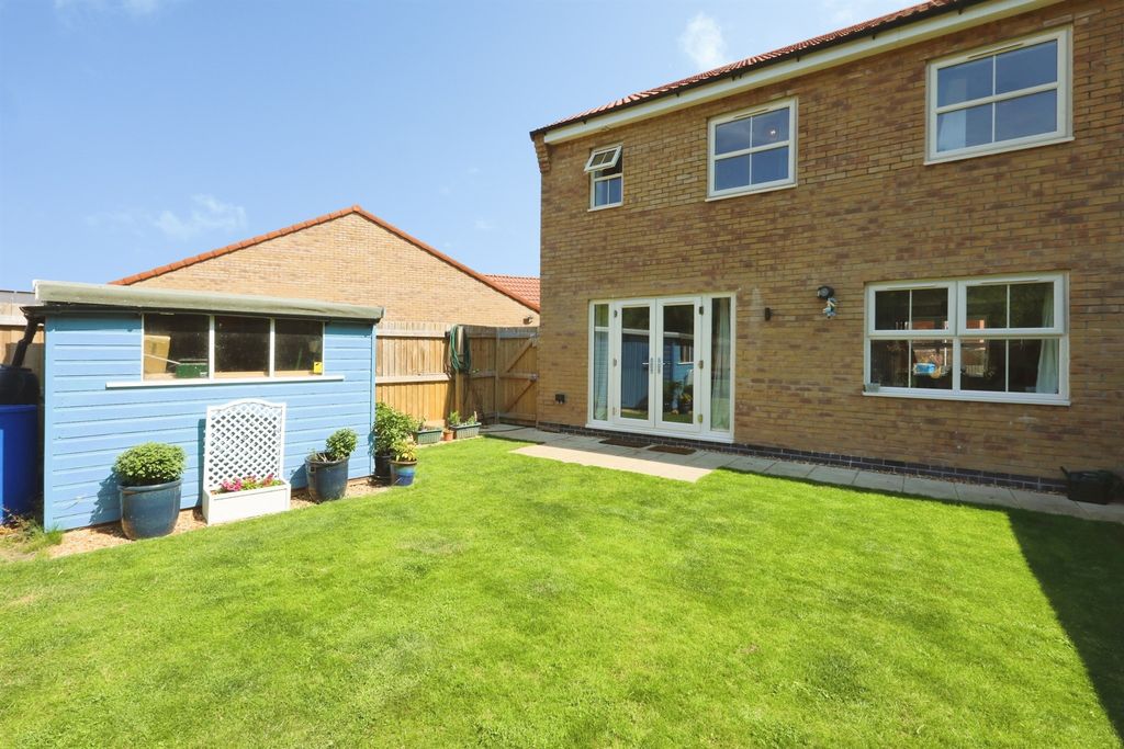 Property photo 2 of 15