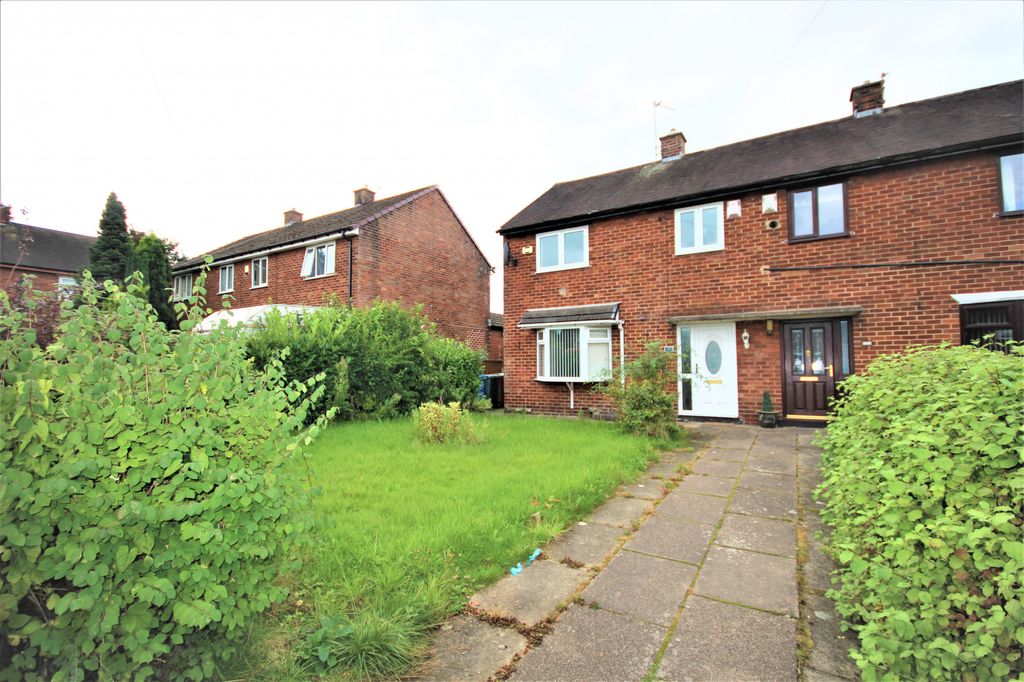 Property photo 2 of 12