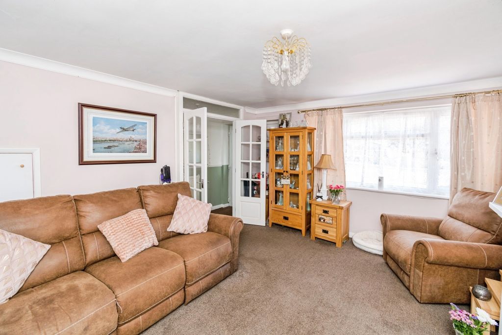 Property photo 2 of 14 Pbox-Img.Jpg