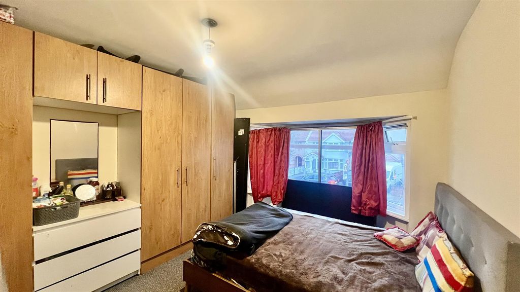 Property photo 2 of 9 Bedroom One