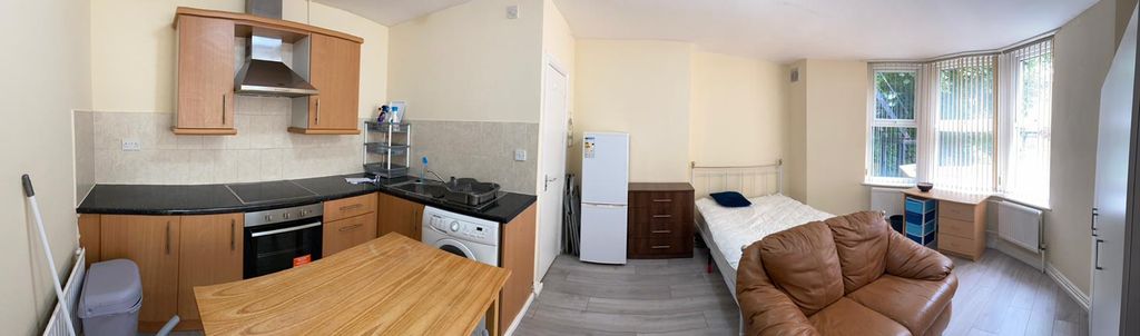 Property photo 1 of 4