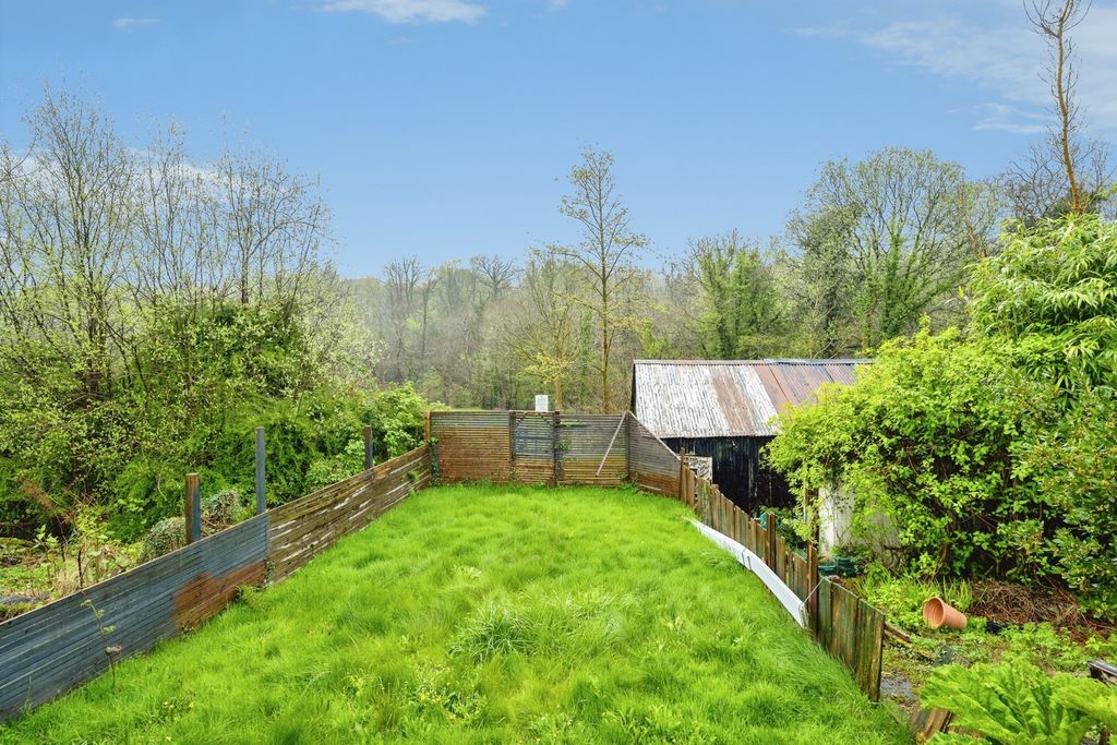 Property photo 2 of 15 Pbox-Img.Jpg