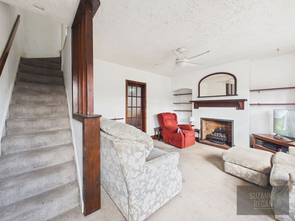 Property photo 2 of 14 Cam05192G0-Pr0371-Still001