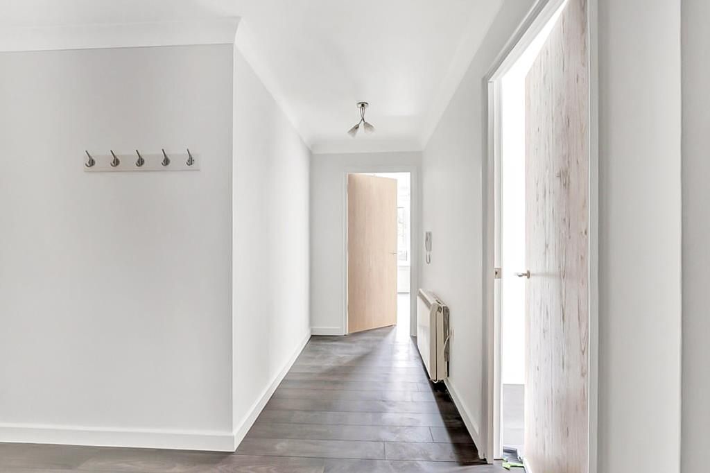 Property photo 3 of 8 Image00002.Jpeg