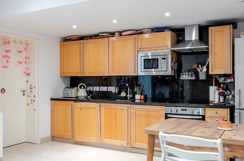 Property photo 3 of 12 -686d221A333c6-l-1320915-15-6867c67A6c639.Jpg