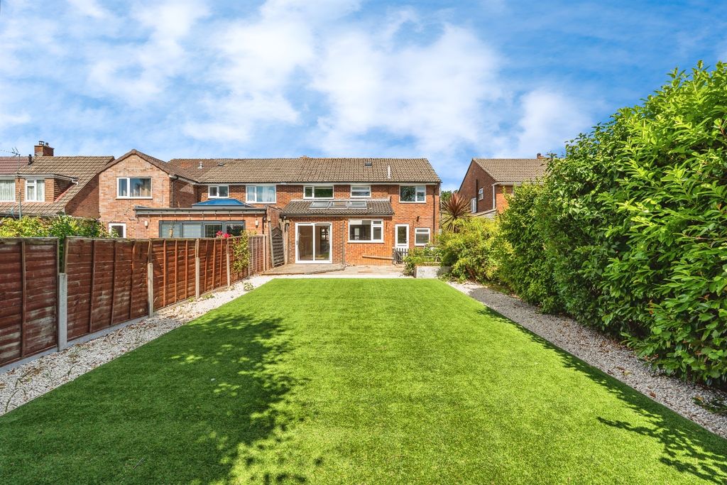 Property photo 1 of 17
