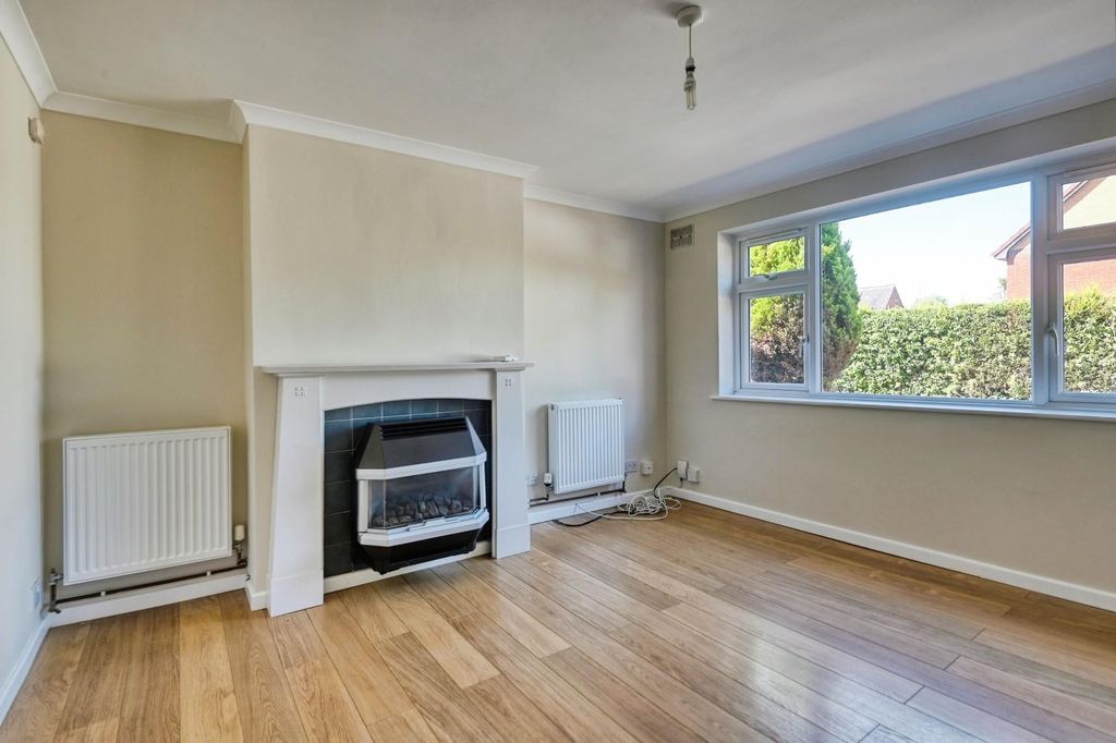 Property photo 2 of 15 12Ric10.Jpg