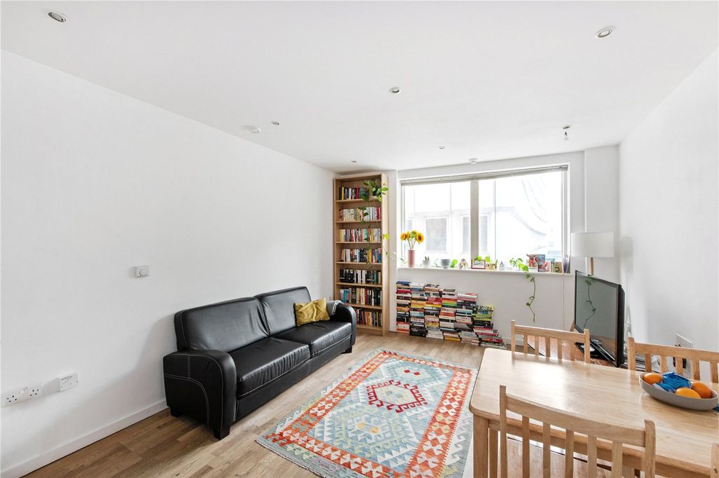 Property photo 2 of 9 Picture No. 09